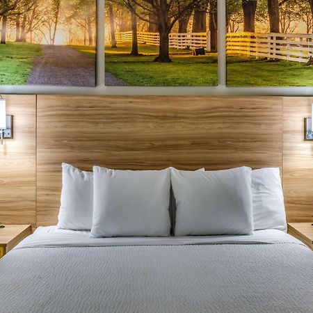 Days Inn & Suites By Wyndham Prattville-Montgomery Exteriör bild